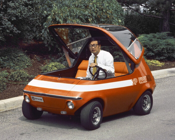 a look back at 512E, general motors' expandable electric bubble car from 1969