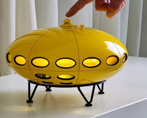 WOLOLOW LAMP – Space Age-Inspired UFO Night Light with Touch Control